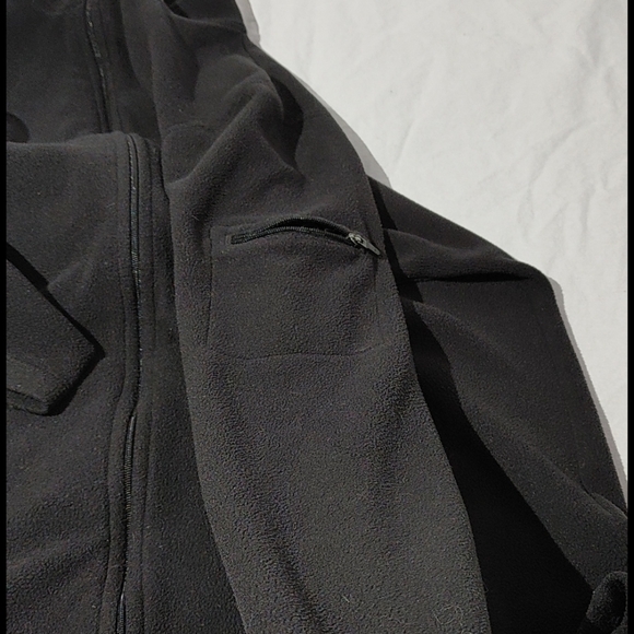 LL Bean Fleece Jacket - Picture 9 of 11